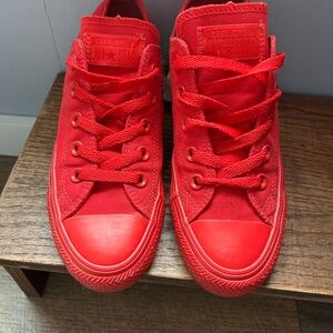 - RED Converse Chuck Tyler All Star Low Top Triple Red